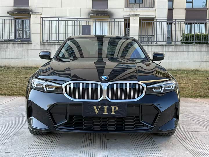 Фото 2 - BMW 3 Series