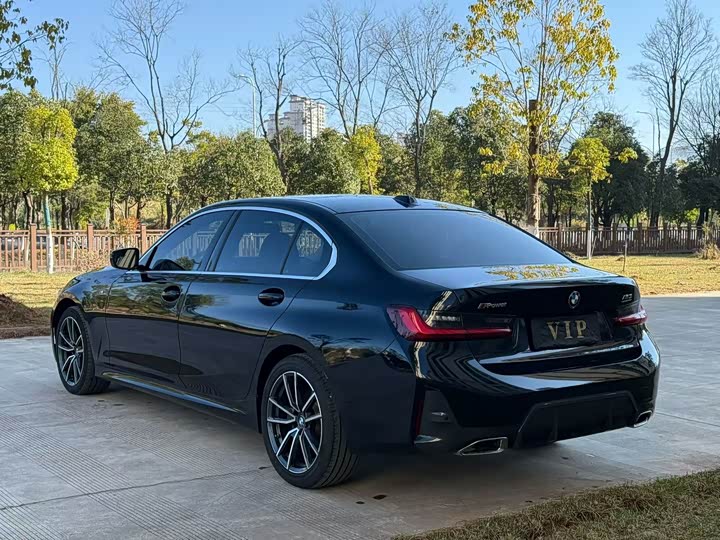 Фото 9 - BMW 3 Series