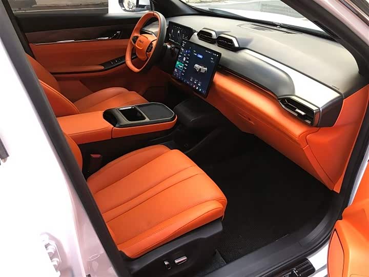 Фото 8 - Dongfeng Aeolus L7