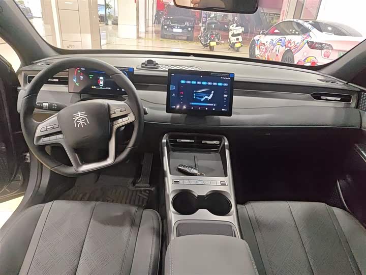 Фото 9 - BYD Qin Plus