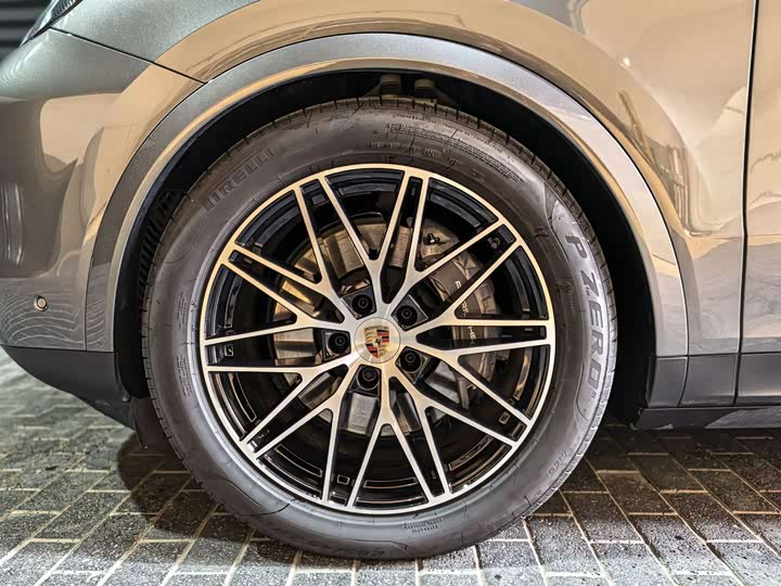 Фото 4 - Porsche Cayenne