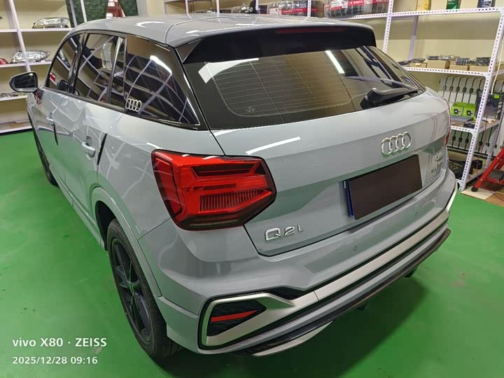 Фото 6 - Audi Q2L