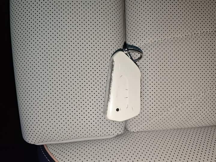 Фото 9 - Volkswagen Passat