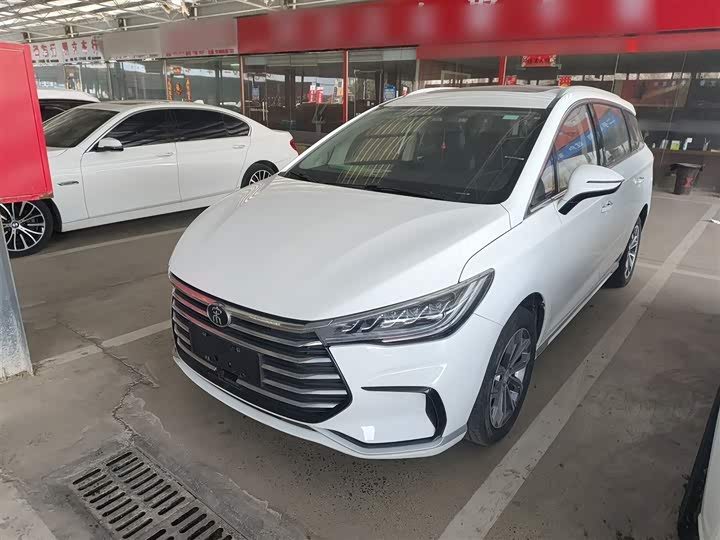 Фото 2 - BYD Song Max