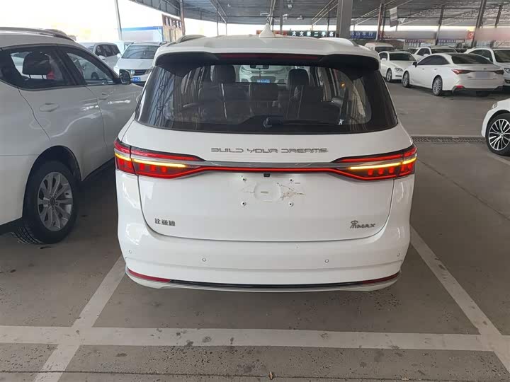 Фото 6 - BYD Song Max