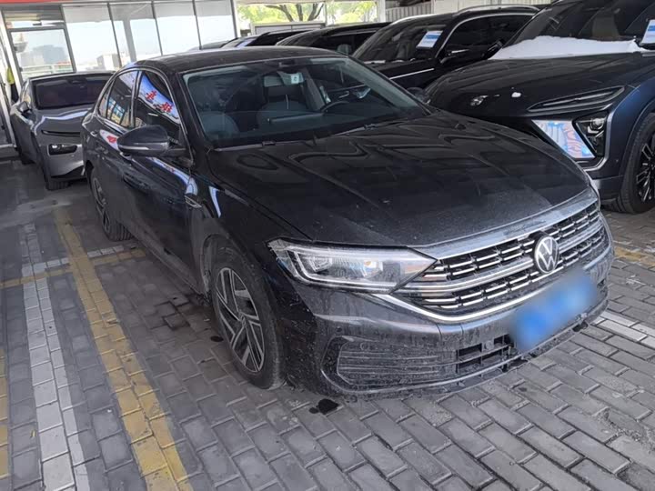 Фото 4 - Volkswagen Sagitar L