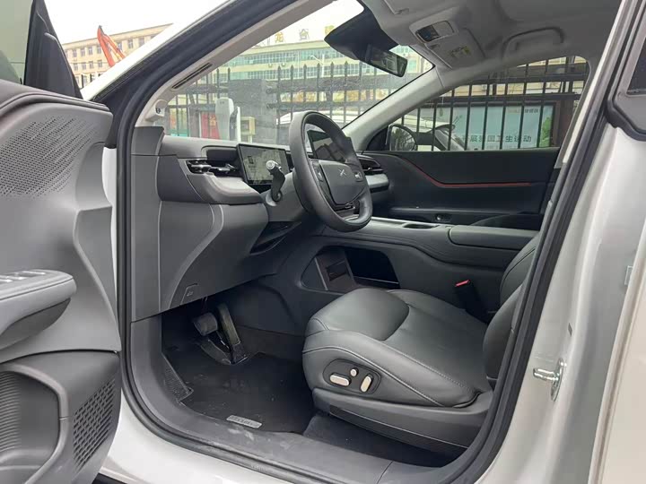 Фото 8 - XPeng G6