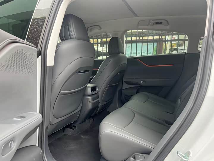 Фото 9 - XPeng G6