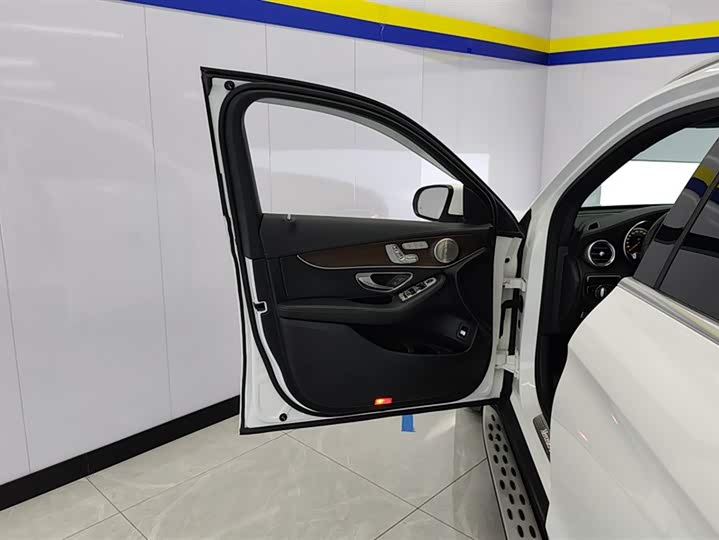 Фото 7 - Mercedes-Benz GLC-Class