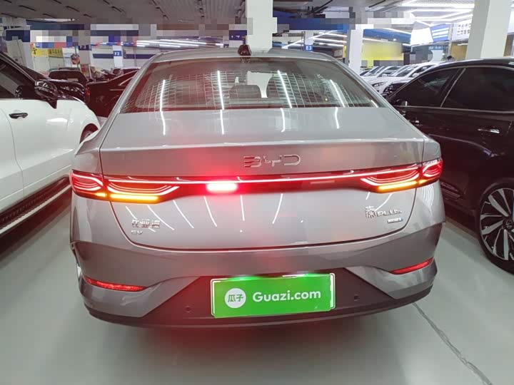 Фото 6 - BYD Qin Plus