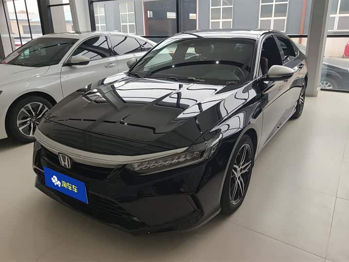 Фото 1 - Honda Inspire