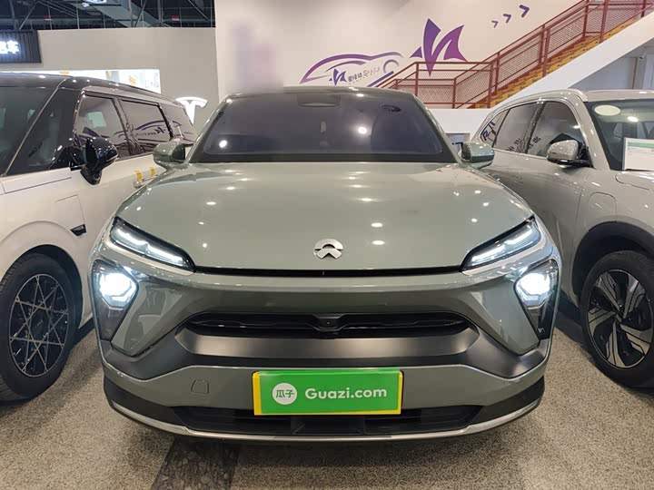 Фото 3 - Nio EC6