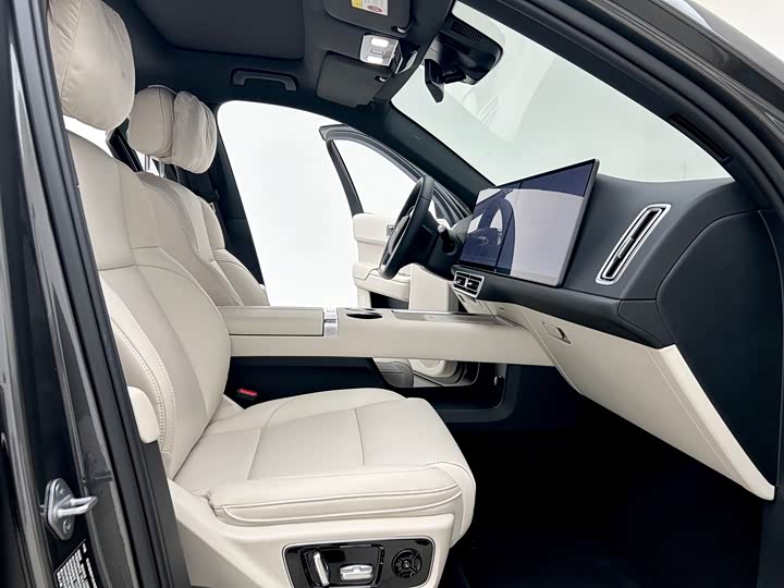 Фото 8 - LiXiang L7