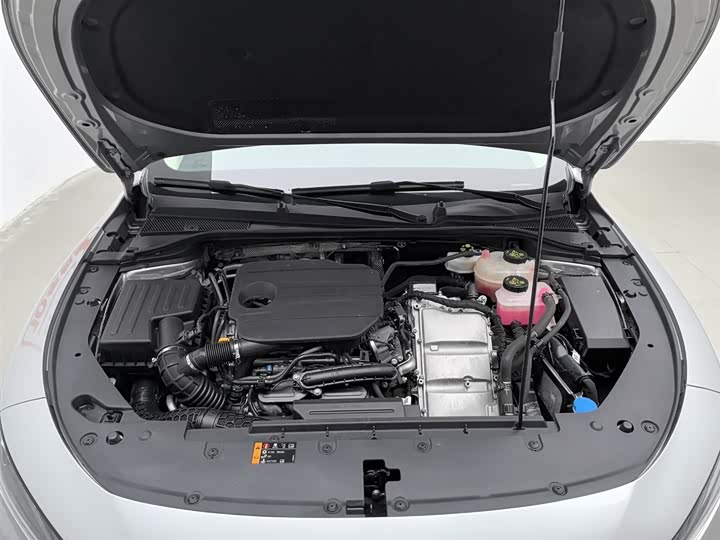 Фото 6 - Roewe D7