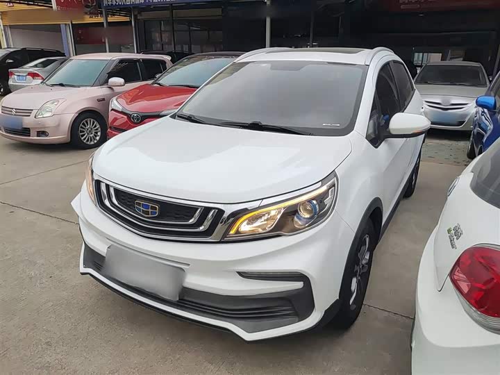 Фото 2 - Geely Vision X3