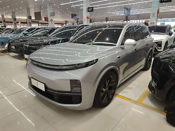 Фото 2 - LiXiang L8