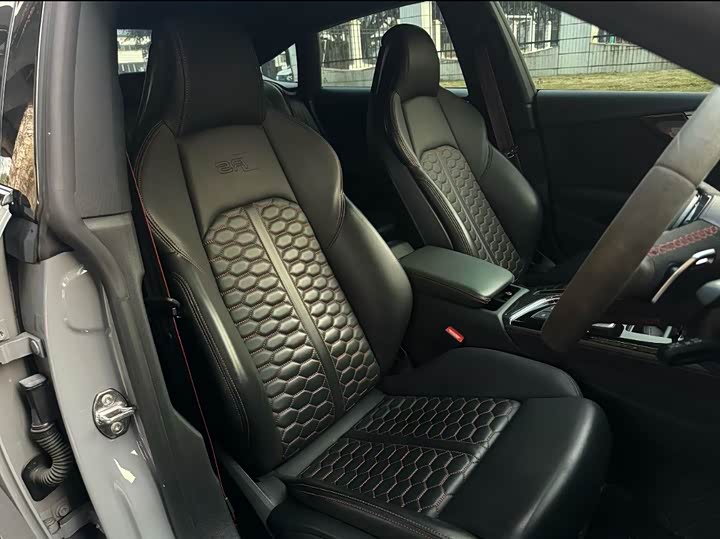 Фото 7 - Audi RS 5