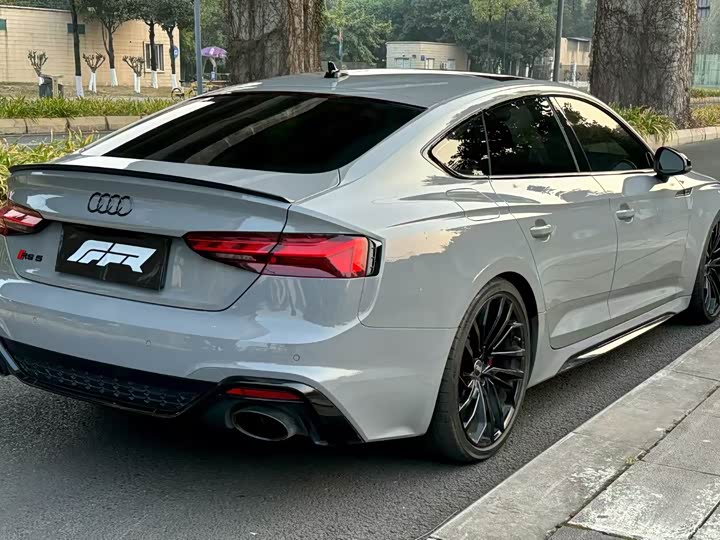 Фото 8 - Audi RS 5