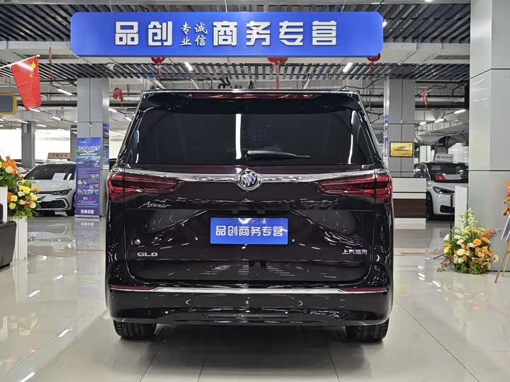 Фото 8 - Buick GL8 ES