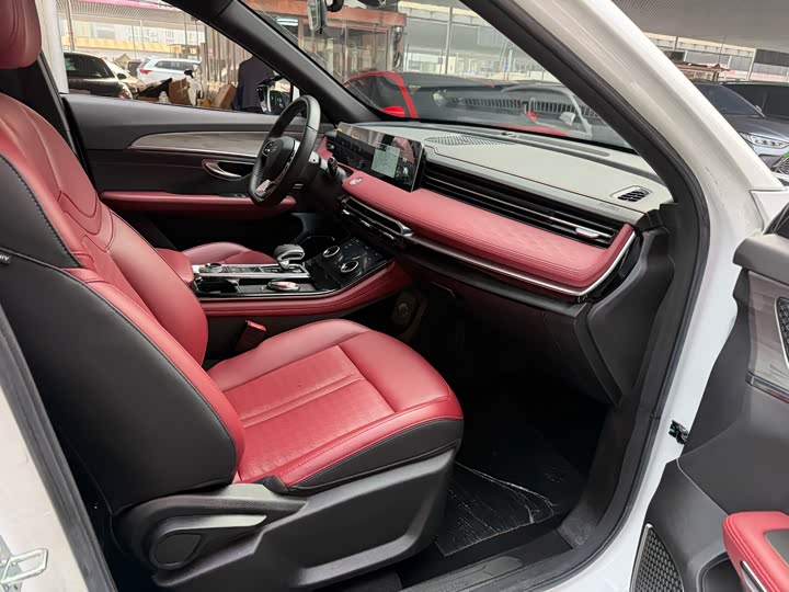 Фото 6 - Jetour X70