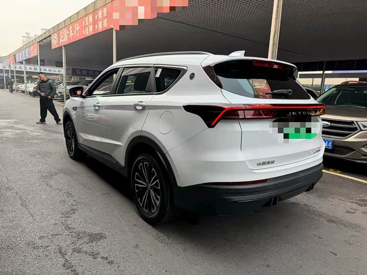 Фото 7 - Jetour X70