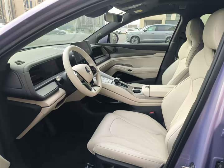 Фото 6 - Denza N7