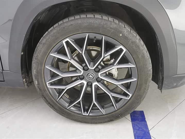 Фото 6 - Changan UNI-T