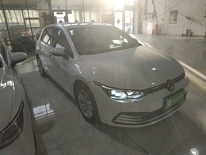 Фото 4 - Volkswagen Golf