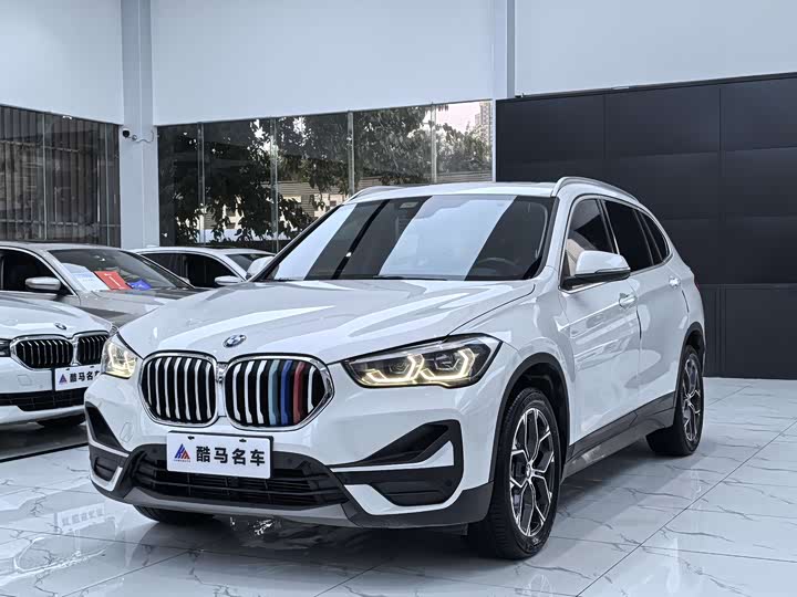 Фото 1 - BMW X1