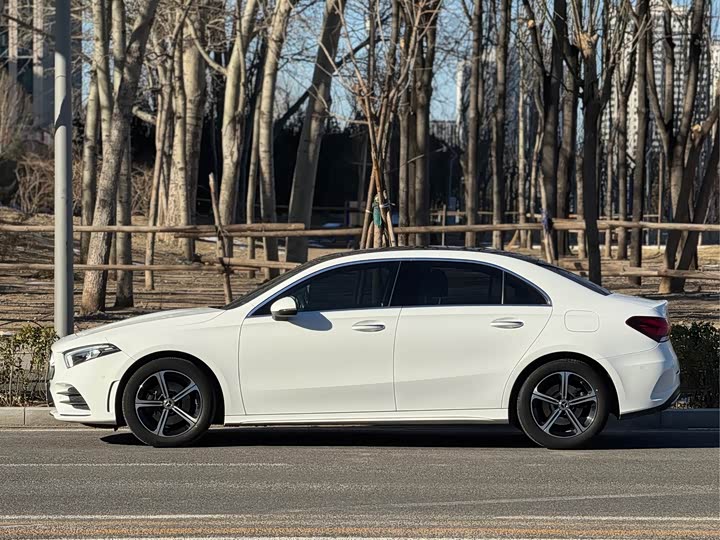 Фото 3 - Mercedes-Benz A-Class