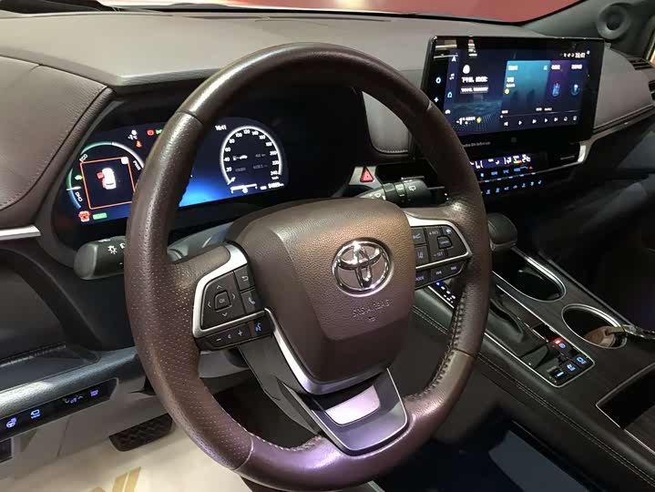 Фото 5 - Toyota Sienna