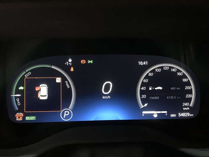 Фото 7 - Toyota Sienna