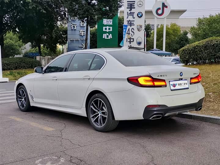 Фото 4 - BMW 5 Series