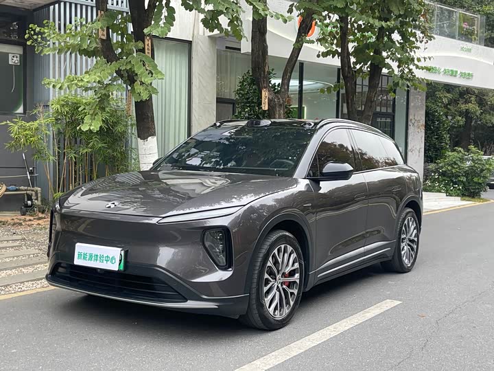 Фото 1 - Nio ES6