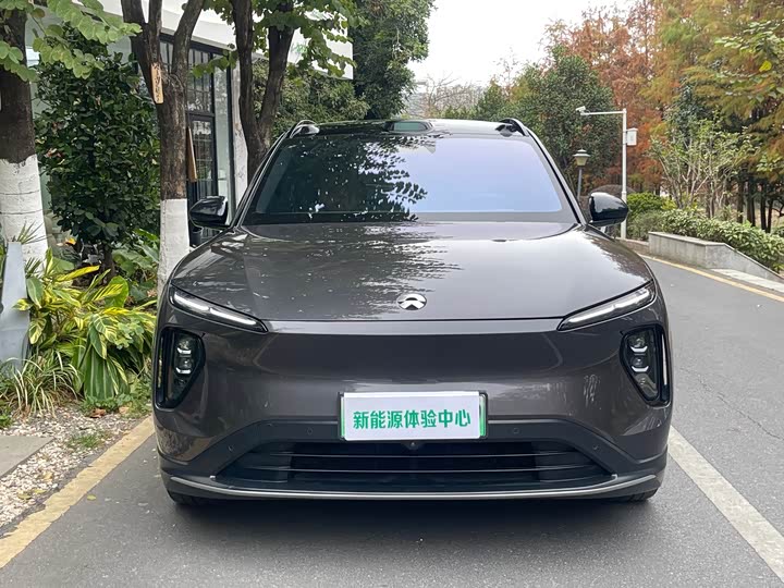 Фото 2 - Nio ES6