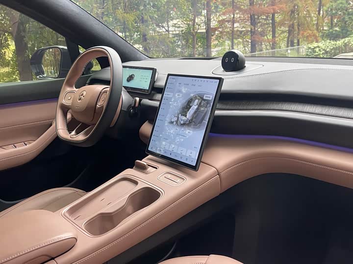 Фото 5 - Nio ES6