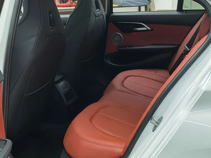 Фото 7 - BMW 1 Series