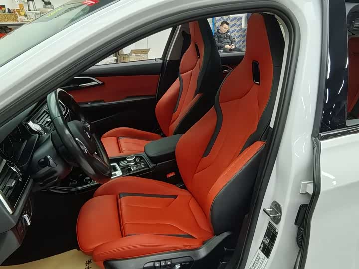 Фото 9 - BMW 1 Series