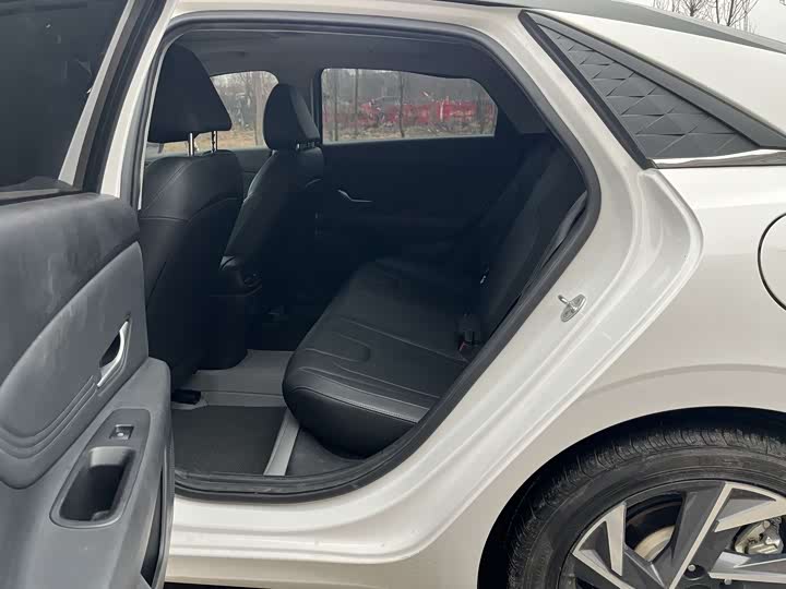 Фото 8 - Hyundai Elantra N line