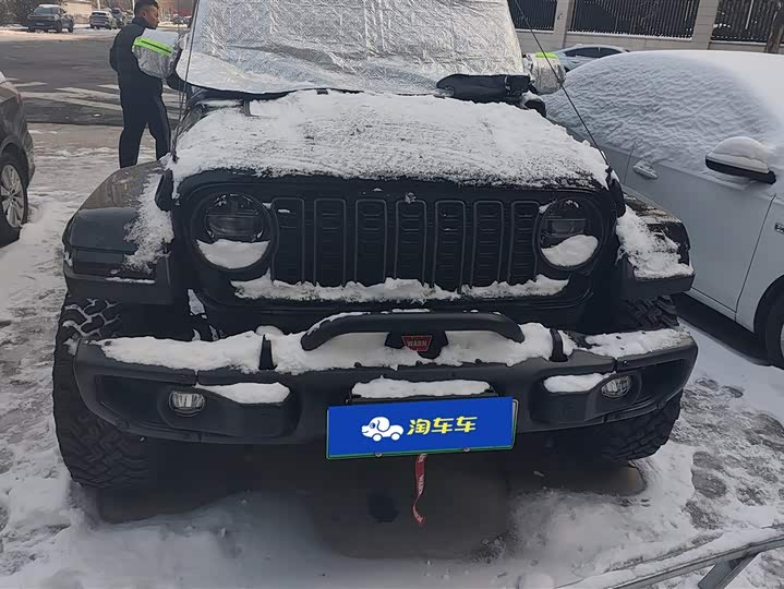 Фото 2 - Jeep Wrangler Hybrid