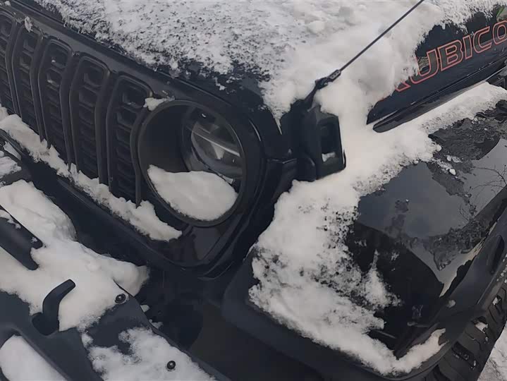 Фото 5 - Jeep Wrangler Hybrid