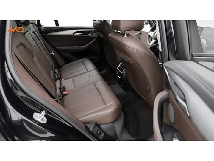 Фото 8 - BMW iX3