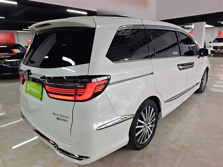 Фото 7 - Honda Elysion