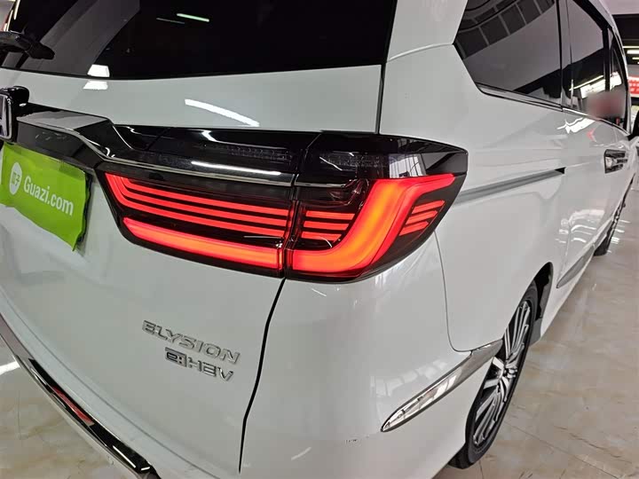 Фото 8 - Honda Elysion