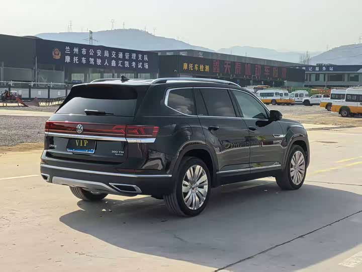 Фото 7 - Volkswagen Teramont Pro