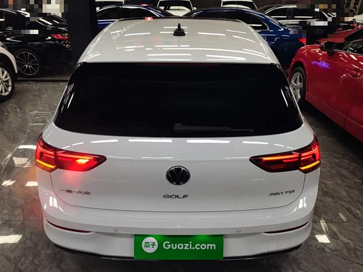 Фото 6 - Volkswagen Golf