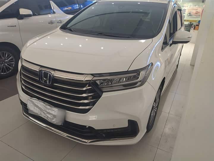 Фото 2 - Honda Odyssey