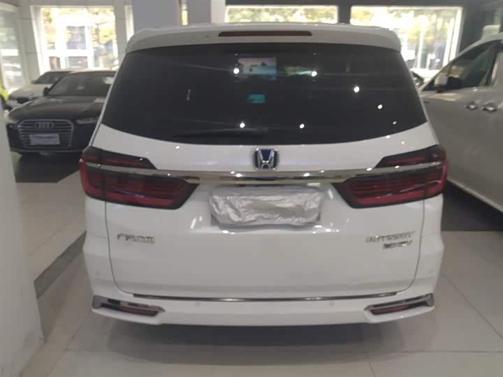 Фото 6 - Honda Odyssey