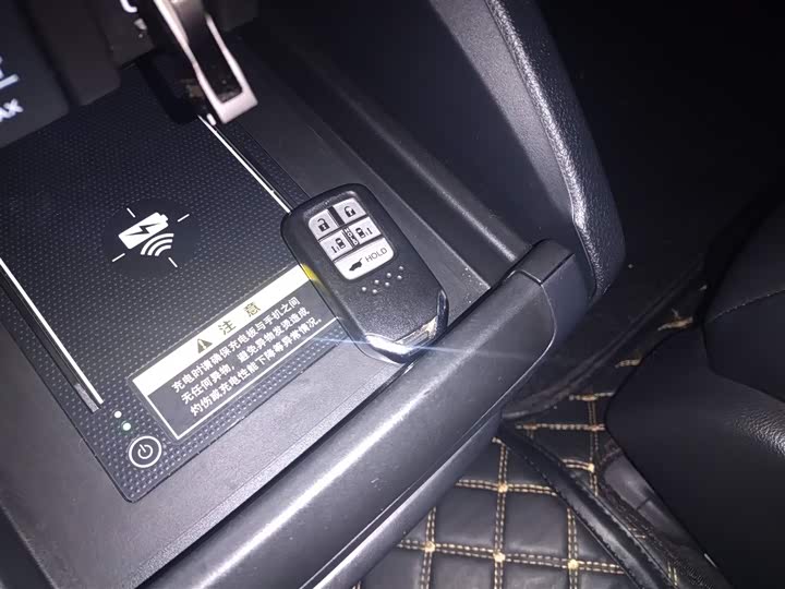 Фото 9 - Honda Odyssey