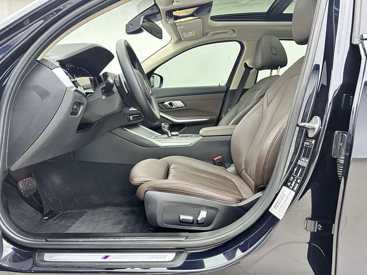 Фото 6 - BMW 3 Series